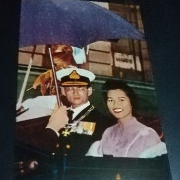 Picture Of King Rama 9 (Old Model) | Shopee Philippines