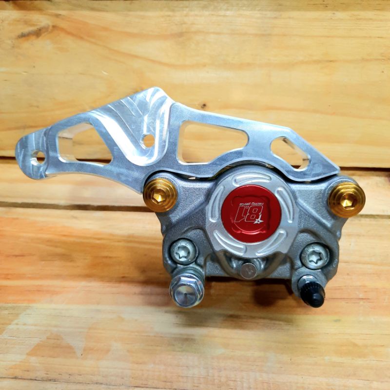 8.1 Caliper W/ Front Bracket and Free 2 bolts Raider 150 Carb / Fi