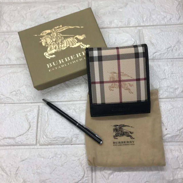 Burberry wallet 2024 mens quality