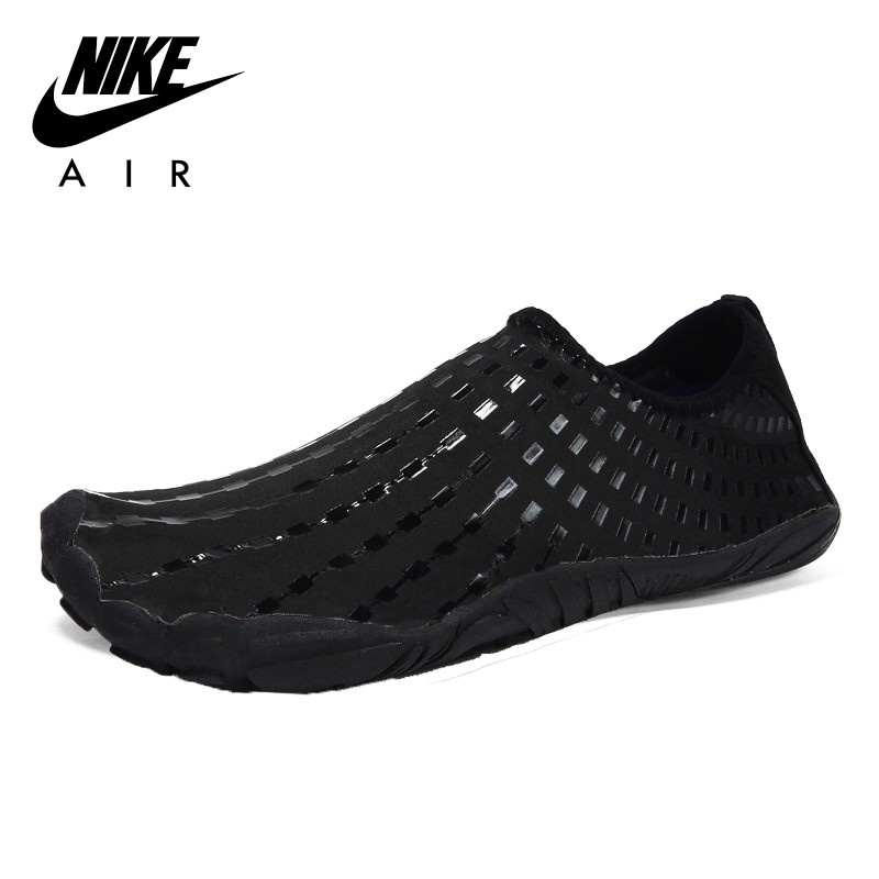 Aqua hotsell sneakers nike