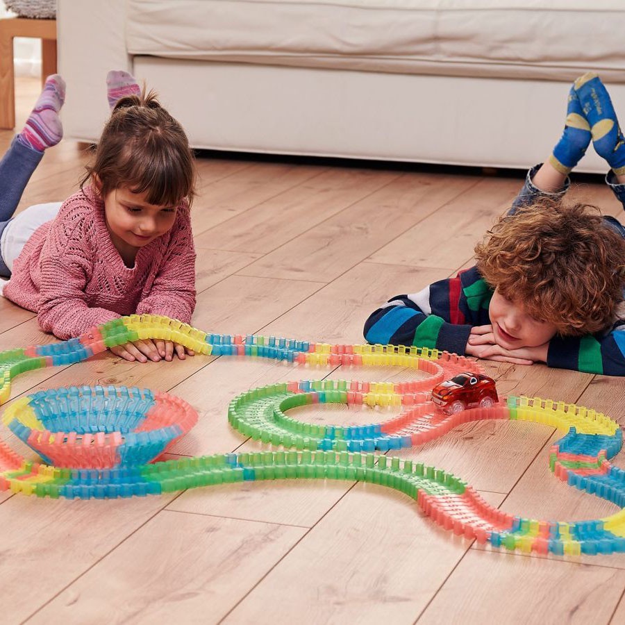 165 Pcs 220 Pcs Magic Tracks With 1 LED Light Race Car Toy With Bend 
