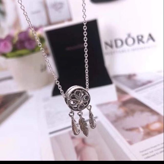 Dream catcher hot sale necklace pandora