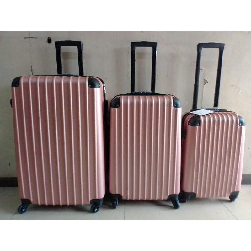 Suitcase 28 inch size on sale