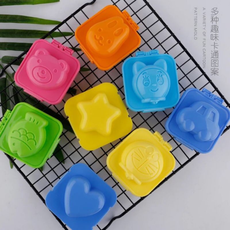 Mold for making rice balls, making jelly, making cakes with many lovely ...