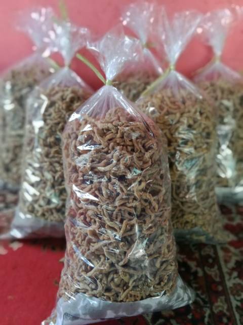 Crispy chicken intestine chips crispy chicken intestines | Shopee ...