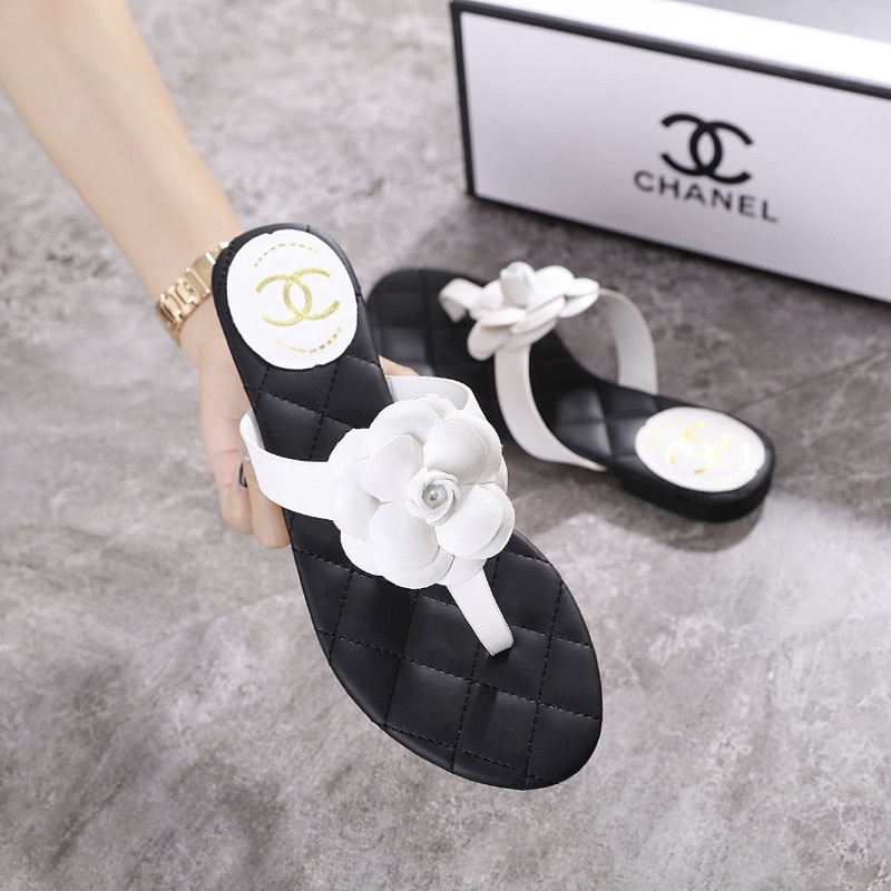 Chanel flower 2024 flip flops