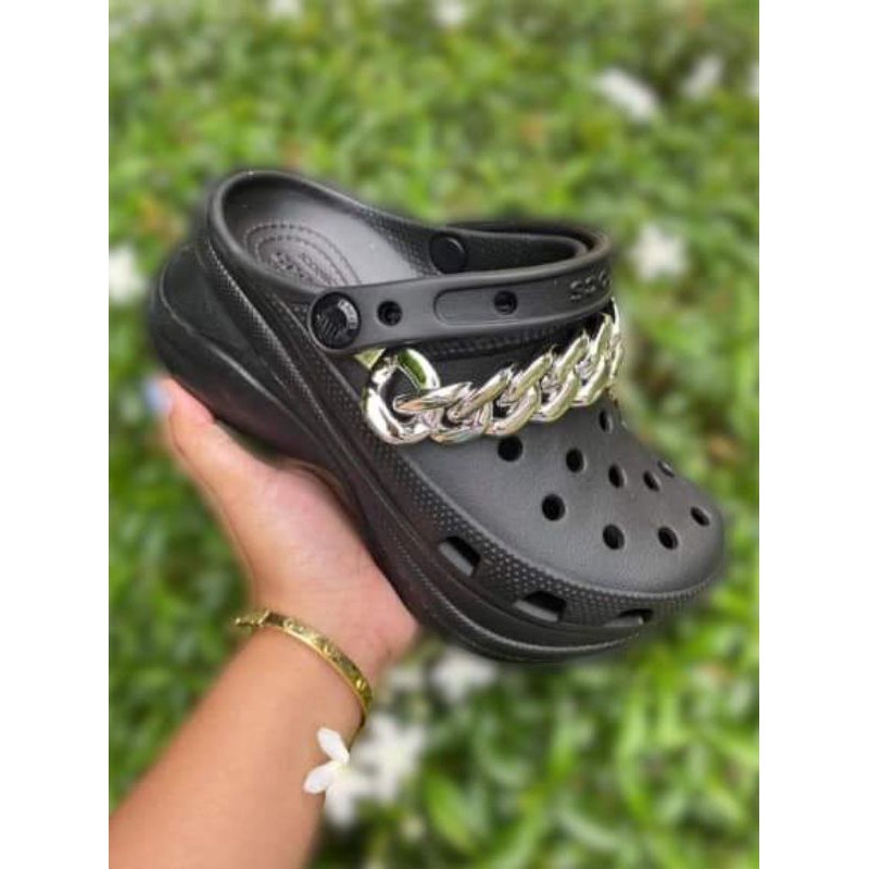 Crocs bae with discount chain