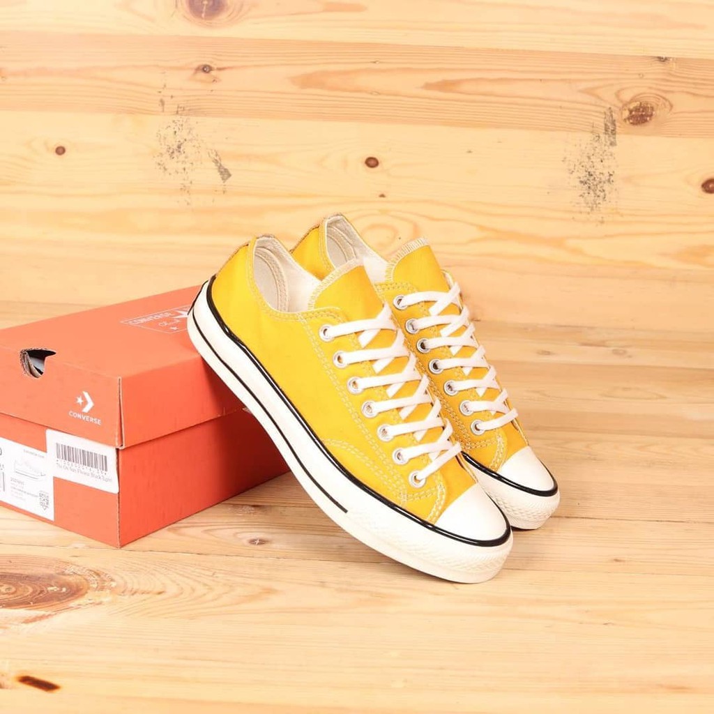 Yellow best sale converse low