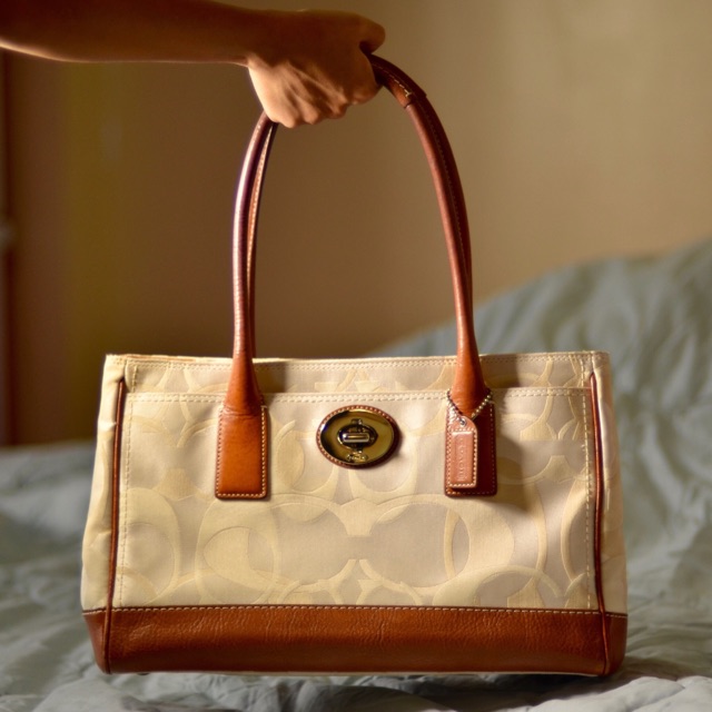 JAPAN AUTHENTIC COACH BAG (PRELOVED)