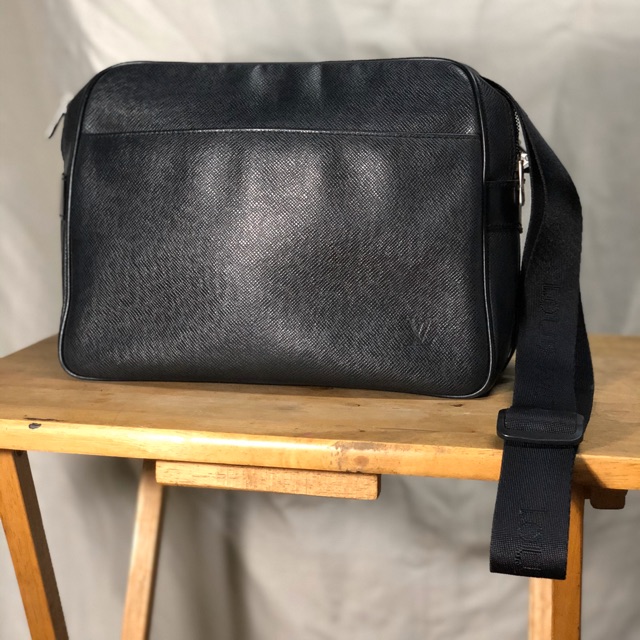 LV Genuine Taiga Leather Men's Messenger Sling/Crossbody Bag