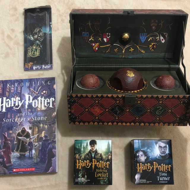 Harry potter best sale collectable quidditch set