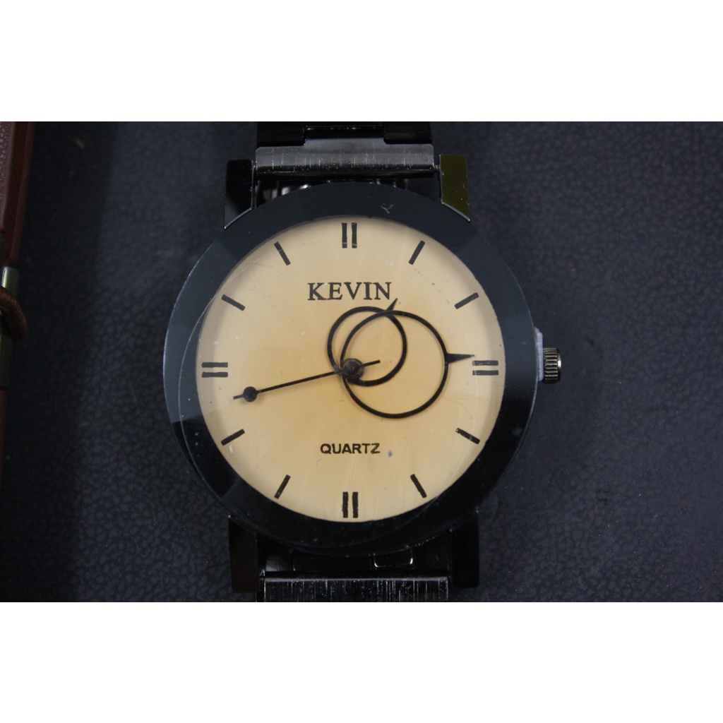 Kevin quartz sale watch