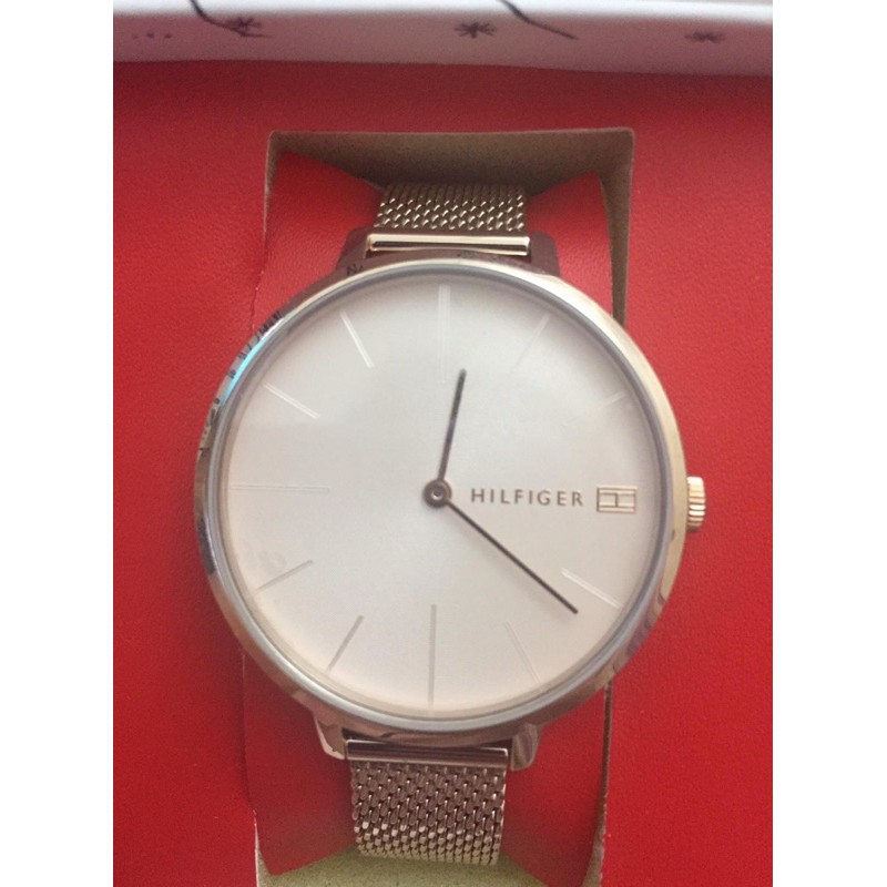 Tommy hilfiger hot sale zendaya watch