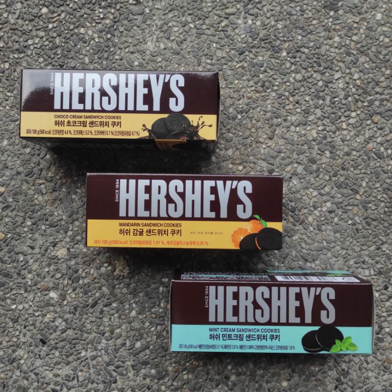 Hersheys Choco Cream Sandwich Cookies Korean mint, madarin, chocolate ...