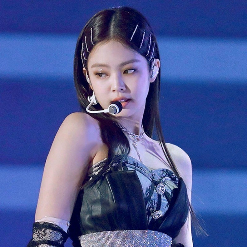 【送料無料/新品】 BLACKPINK 酸っぱく ヘアエラスティック ヘアゴム JENNIE LISA ヘアアレンジ