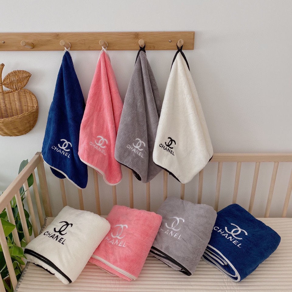 CHANEL Bath Towel Towel Set Gift Bag Packaging Adult Home Use Absorbent No  Lint Facecloth