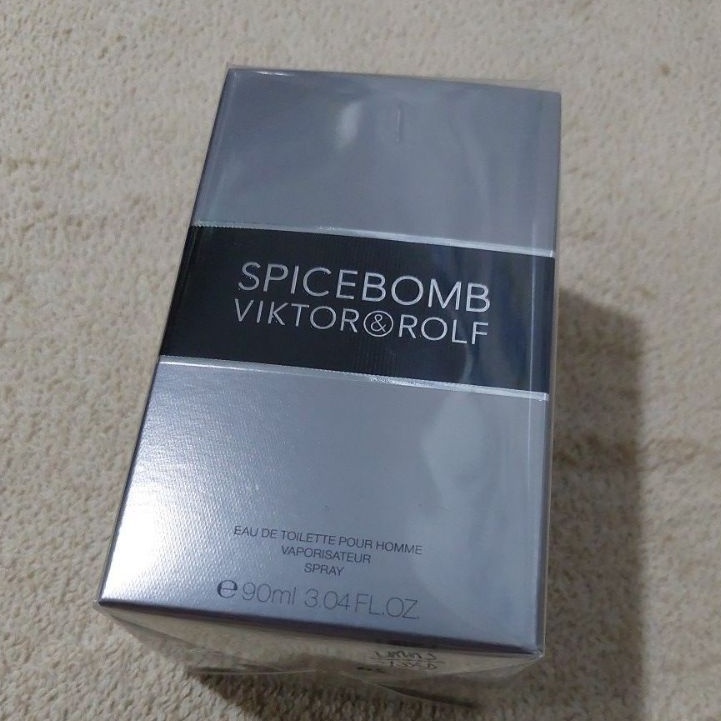 Victor & Rolph Spicebomb Pour Hommr Eau De Toilette 90ml | Shopee ...