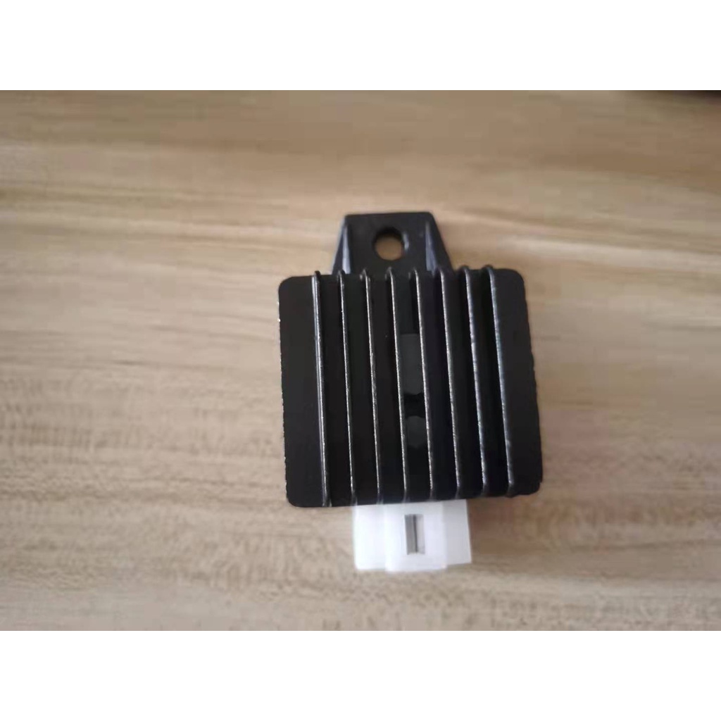 MOTORCYCLE PARTS RECTIFIER/REGULATOR XRM,TMX, WAVE125, GY6-125, ETC ...