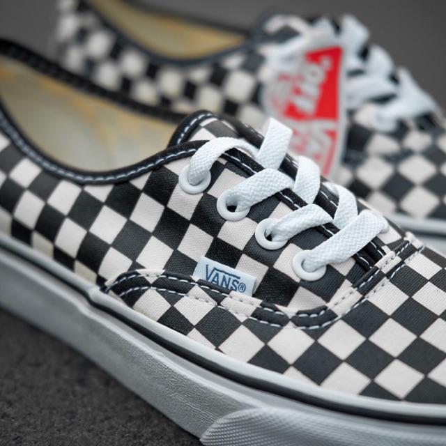 【バンス】♪Vans Authentic Checkerboard Black White♪人気♪ 