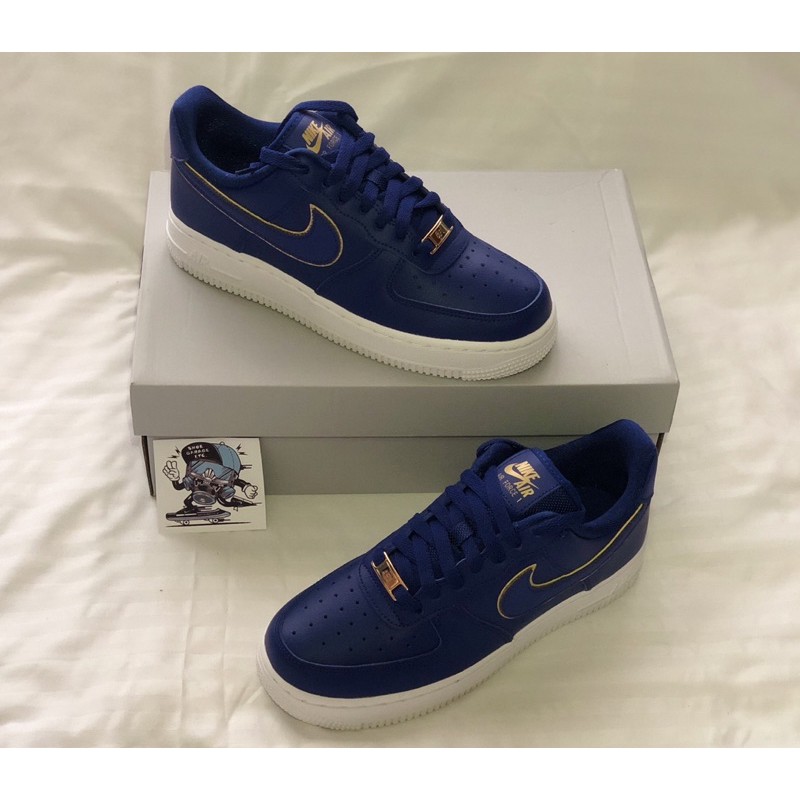 Air force 1 navy blue clearance gold