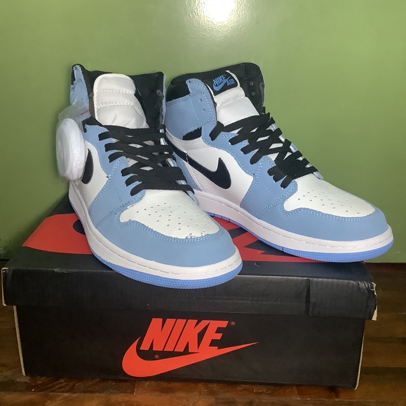 J1 High Offwhite UNC(TopGrade)not legit, Men's Fashion, Footwear, Sneakers  on Carousell