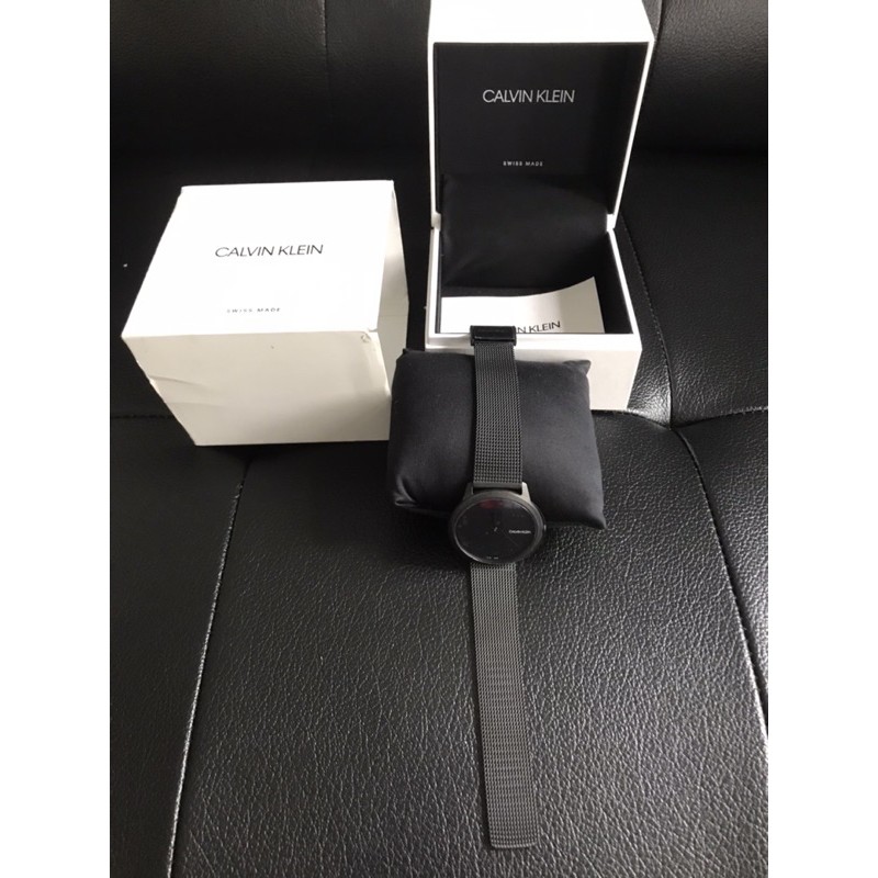 Calvin klein clearance minimal black