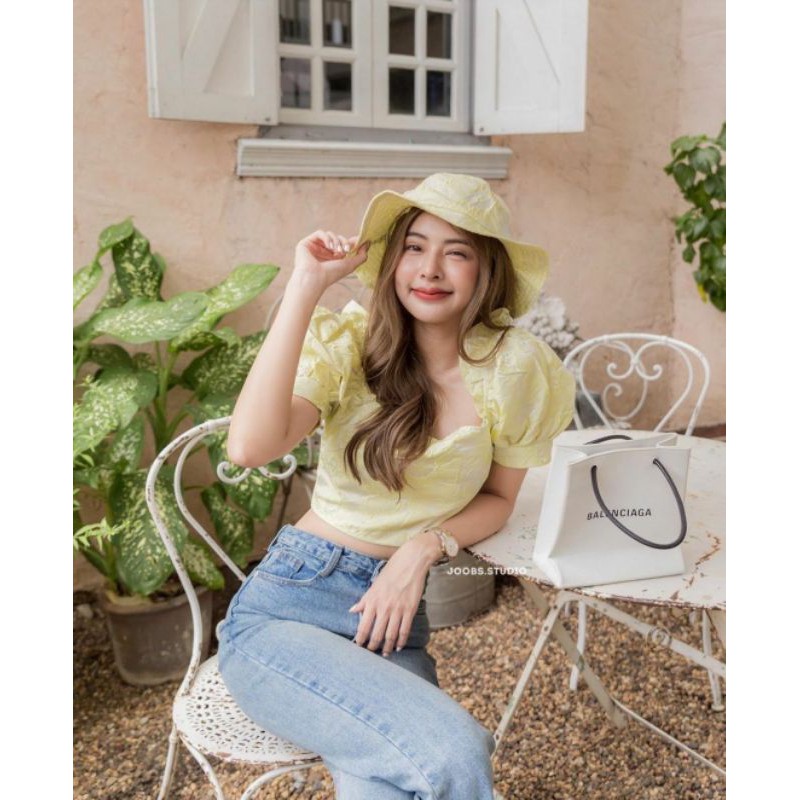 Joobs studio Crop Top + Hat (Kayla Top&Hat) | Shopee Philippines