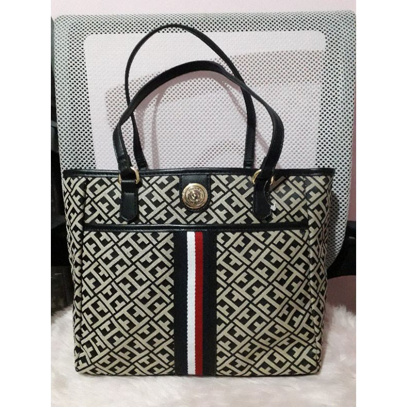 TOMMY HILFIGER shoulder bag Shopee Philippines