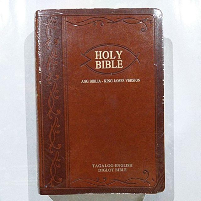 English KJV Tagalog Holy Bible Ang Biblia Tagalog-English, 56% OFF