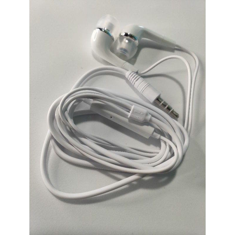 Samsung a70 earphones original price sale