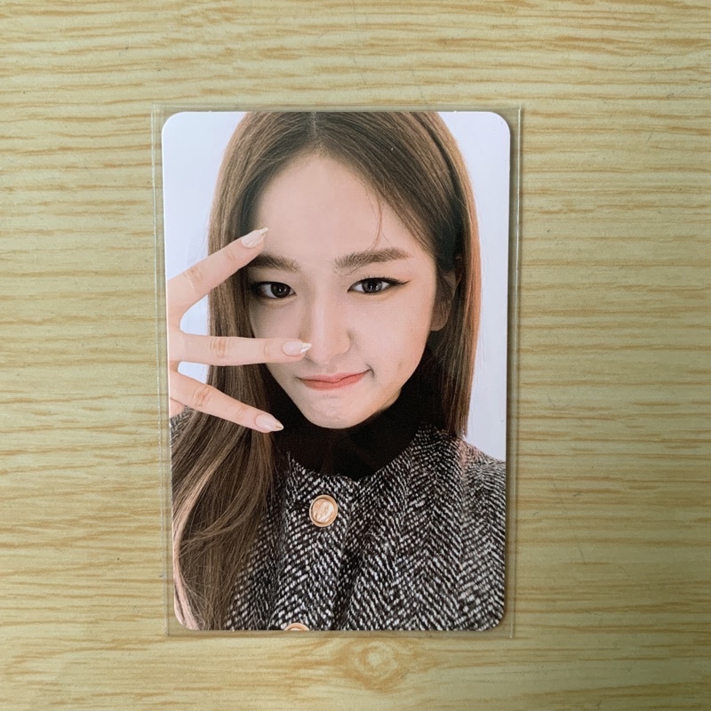 Yujin OFFICIAL PHOTOCARD IVE ELEVEN | Shopee Philippines