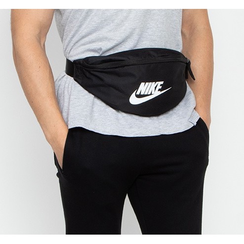 Nike volt hotsell fanny pack