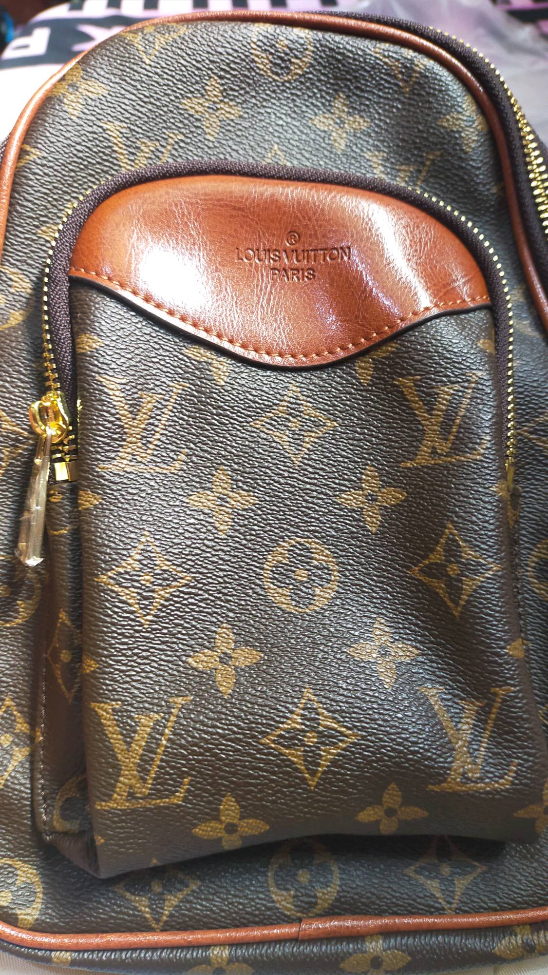 COD Louis Vuitton LV Mens chest crossed leather body bag