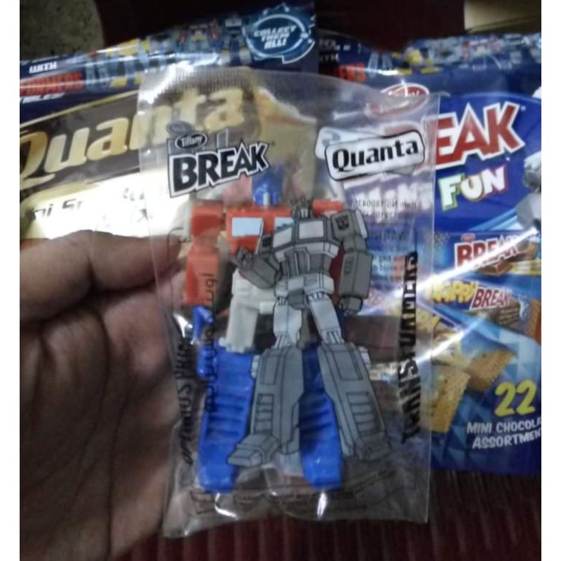 Break/Quanta Transfomers G1 freebie OPTIMUS PRIME mint in pack