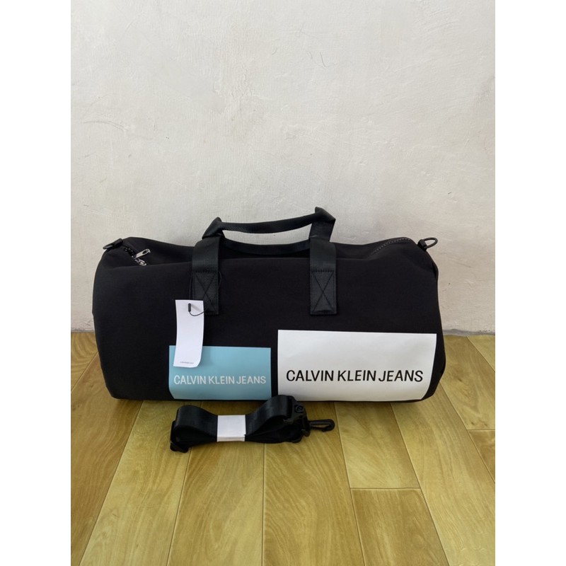 Calvin klein hot sale duffle luggage