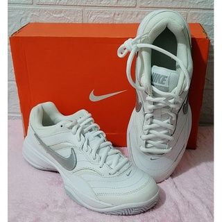 Nike court lite tennis hotsell shoes ladies