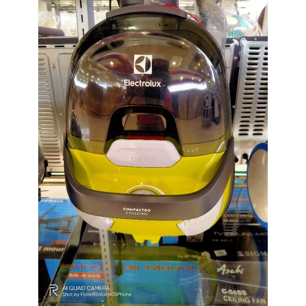 Electrolux Z1220 CompactGo Bagged Vacuum Cleaner Shopee Philippines