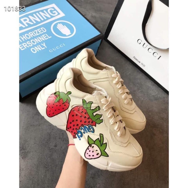 Gucci shoes sale with strawberries