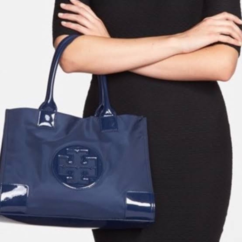 Tory burch tote on sale navy