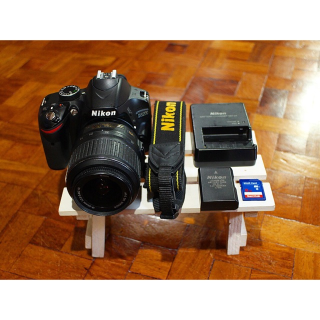 Nikon D3200 DSLR 18-55mm lens kit, Photography, Cameras on Carousell