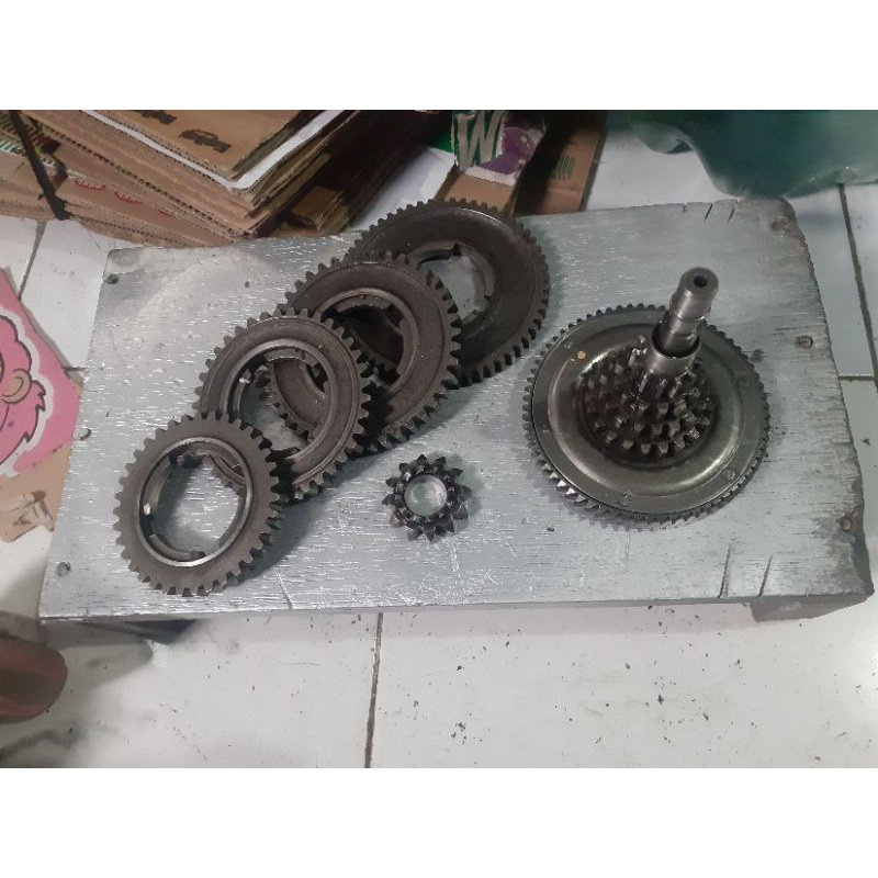 Gearset gearbox For vespa strada sera Ratio 66 original original GH50