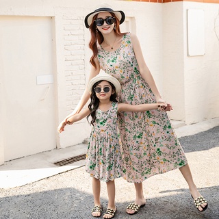 Twin dress mother hot sale and daughter