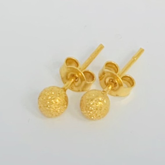 Stud earrings hot sale saudi gold