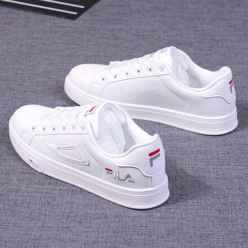 Fila female cheap white sneakers