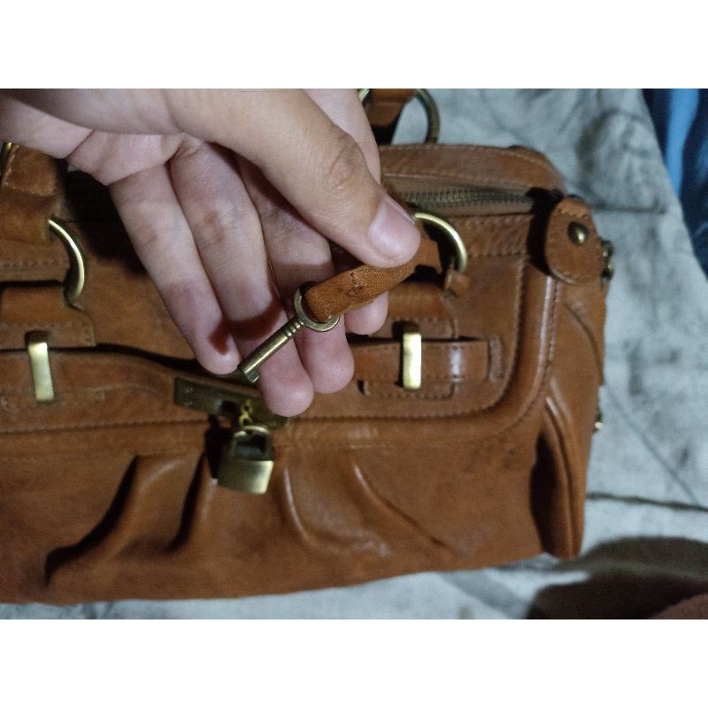 Preloved 100 Authentic Vintage POLO FRANCO Handbag w Key and Lock in Brown Made in Italy Shopee Philippines