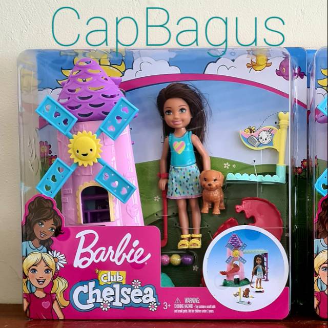 Set Da Gioco Barbie Chelsea Con Mini Golf – Bambola Con Vestito, Mazza, 3 Palline E Mulino A Vento