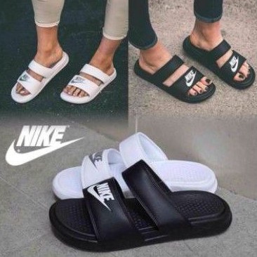 White nike hot sale duo slides