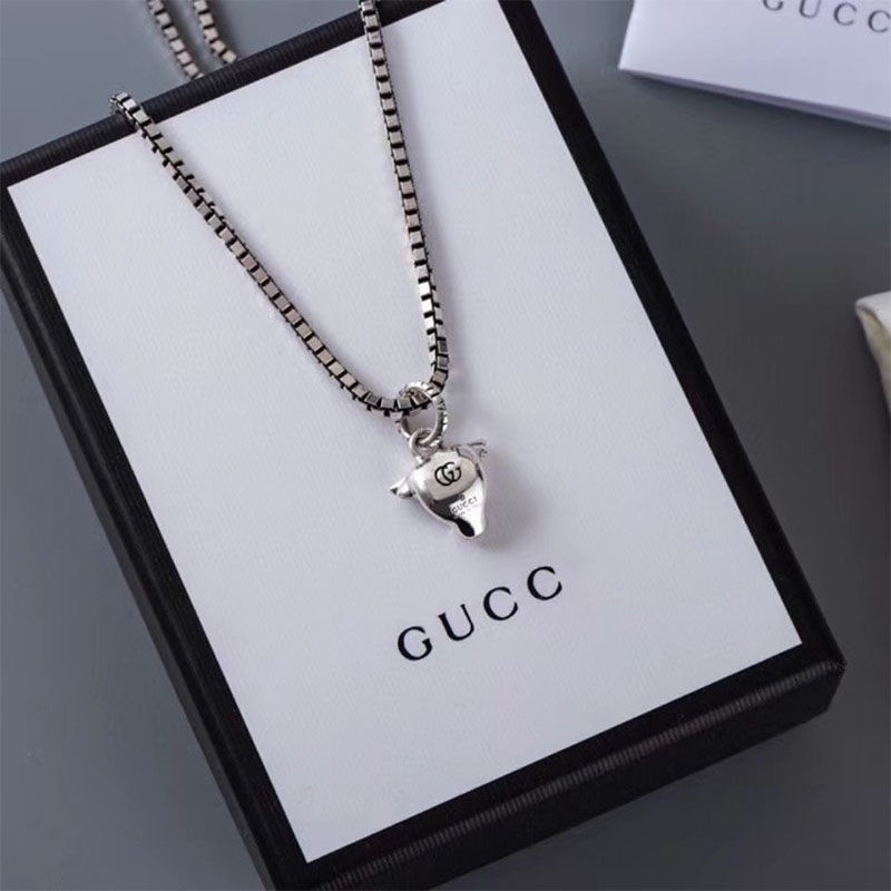 Gucci cow head deals necklace