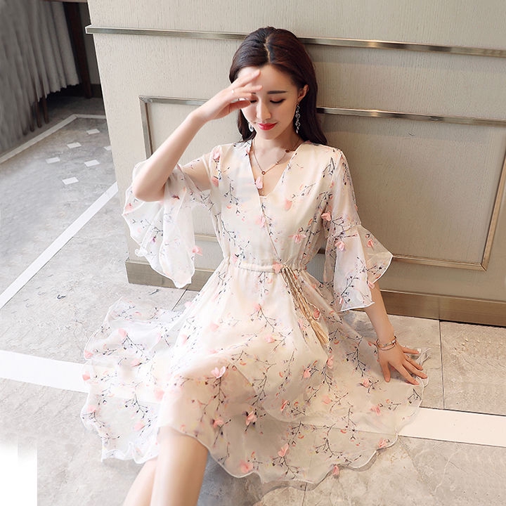 white christmas dresses Striped mosaic chiffon dress women's summer 2023 new polo Korean versi –  Lee Nhi Boutique