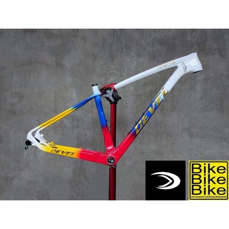 Devel outlet frame mtb